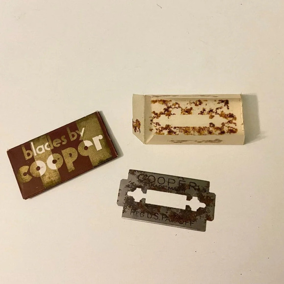 Vintage Blades by Cooper Razor Blades USA Lot  of 2 - Picture 3 of 14